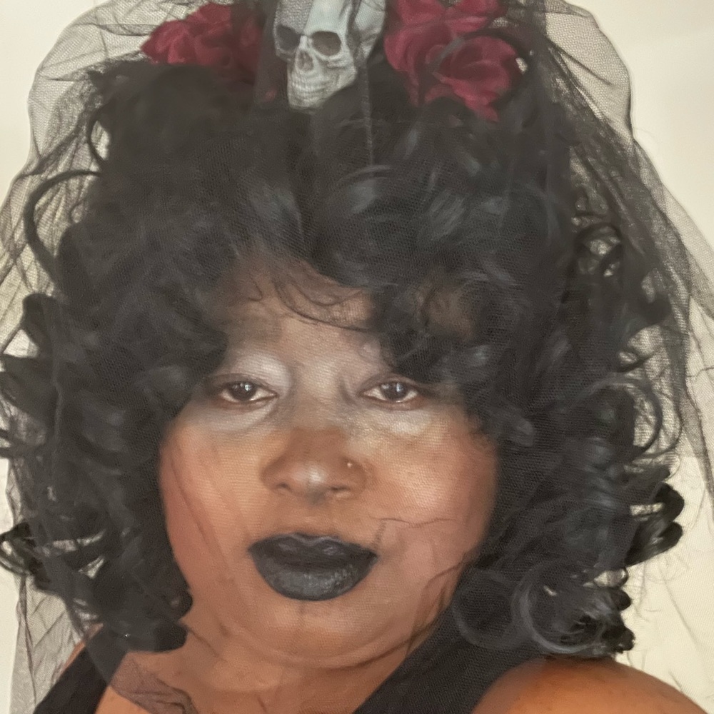Meet your Posher, Dawn